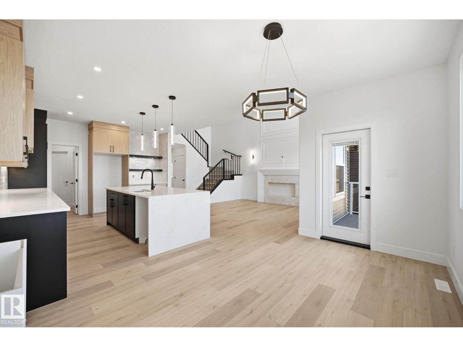 3317 Chickadee Dr Nw, Edmonton, Alberta  T5S 0V6 - Photo 7 - E4463787