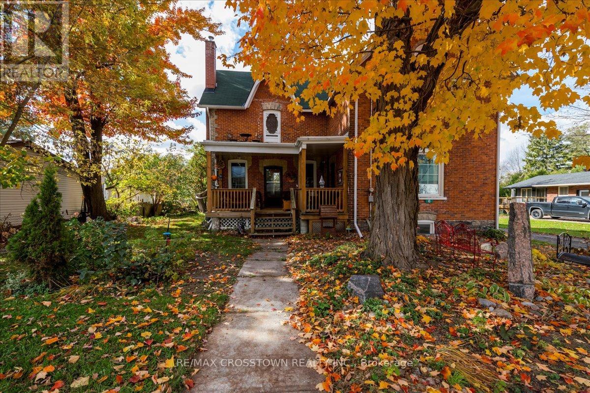 10 Eplett Street, Severn, Ontario  L0K 1E0 - Photo 2 - S12486181