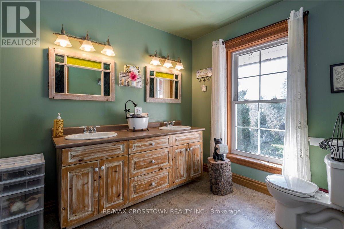 10 Eplett Street, Severn, Ontario  L0K 1E0 - Photo 23 - S12486181