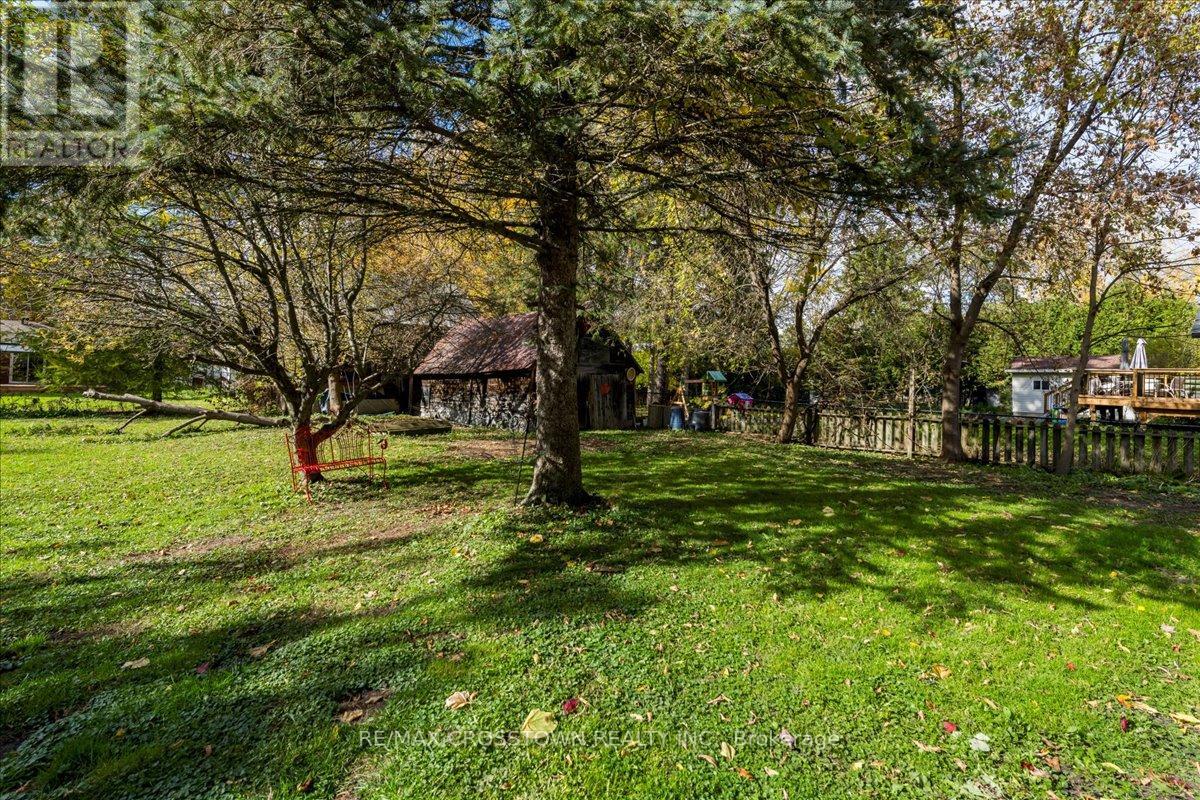 10 Eplett Street, Severn, Ontario  L0K 1E0 - Photo 37 - S12486181