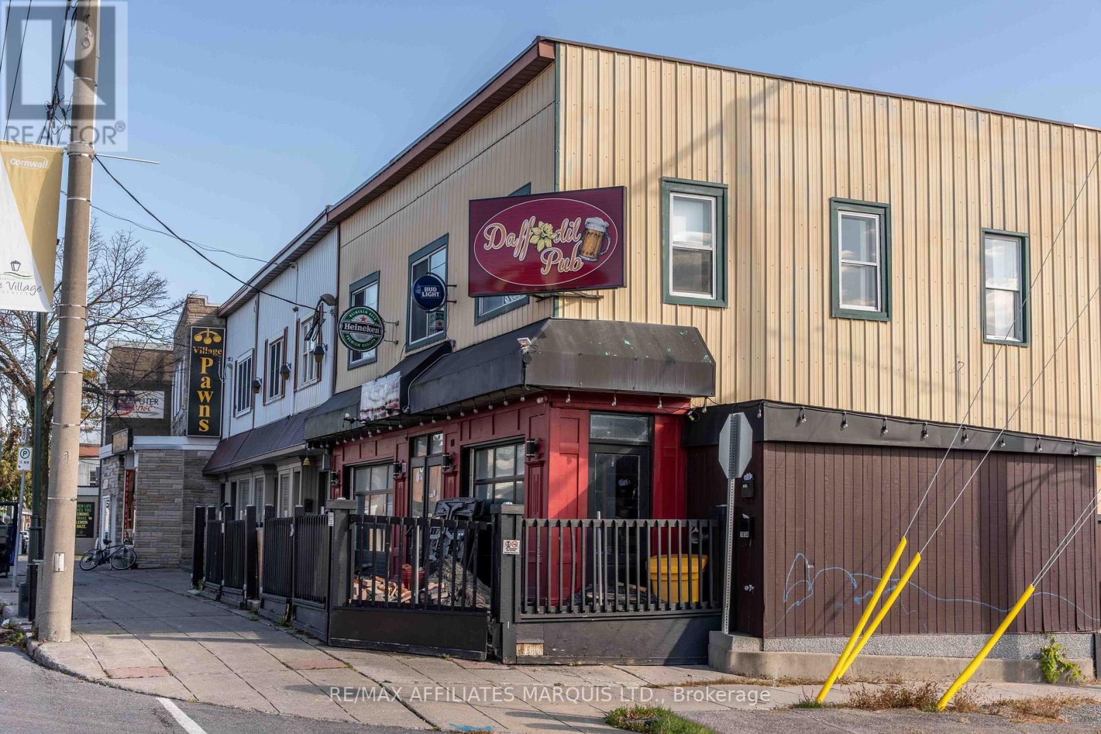 101-105 Montreal Road, Cornwall, Ontario K6H 1B2 - Photo 4 - X12486275