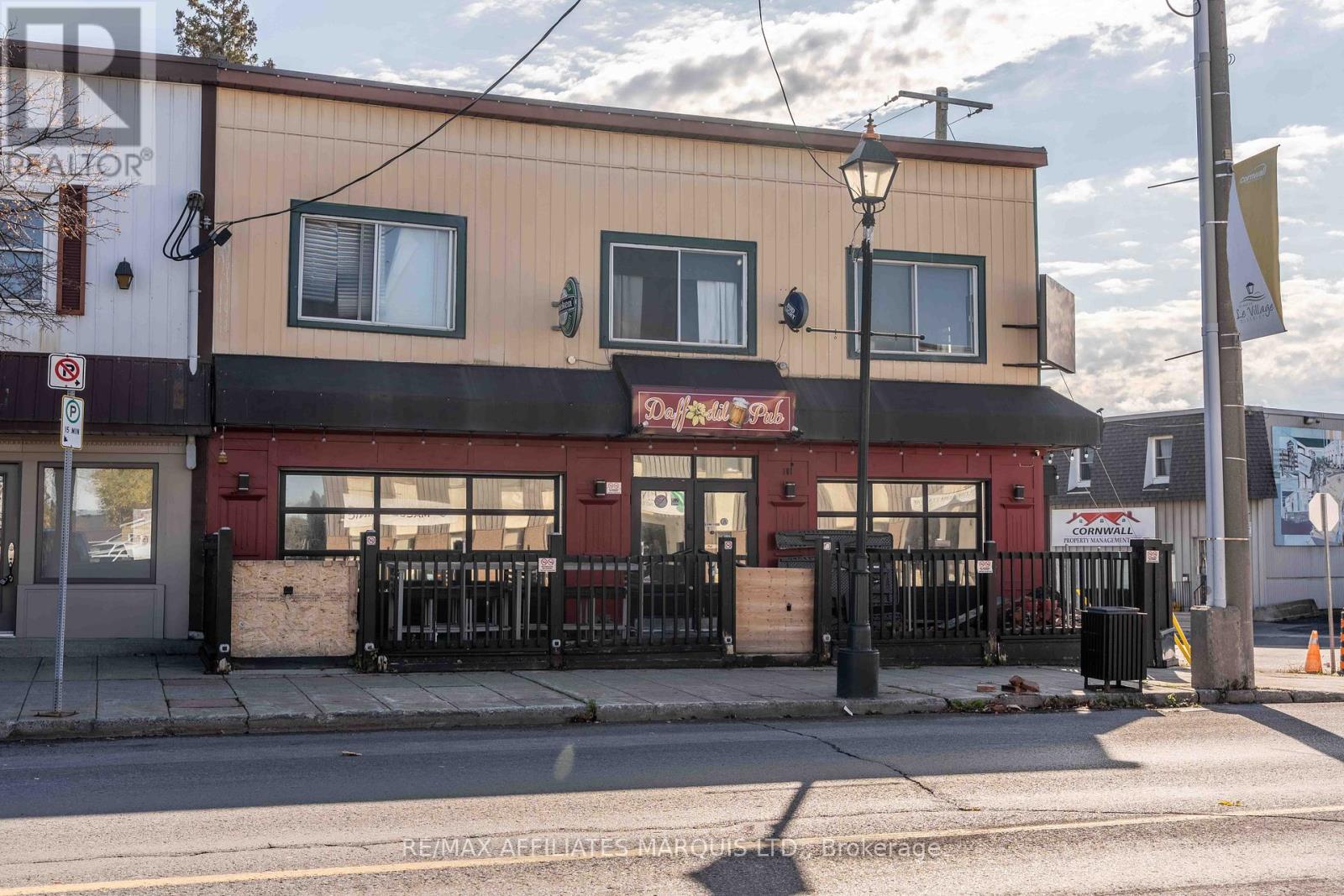 101-105 Montreal Road, Cornwall, Ontario K6H 1B2 - Photo 5 - X12486275