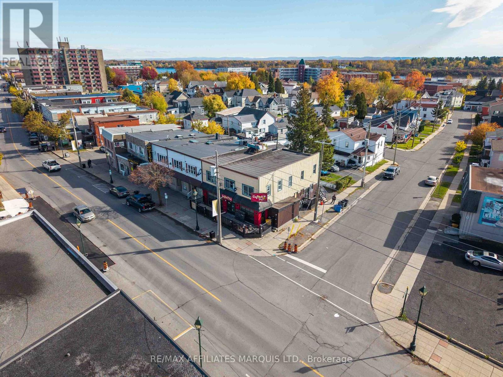 101-105 Montreal Road, Cornwall, Ontario K6H 1B2 - Photo 7 - X12486275