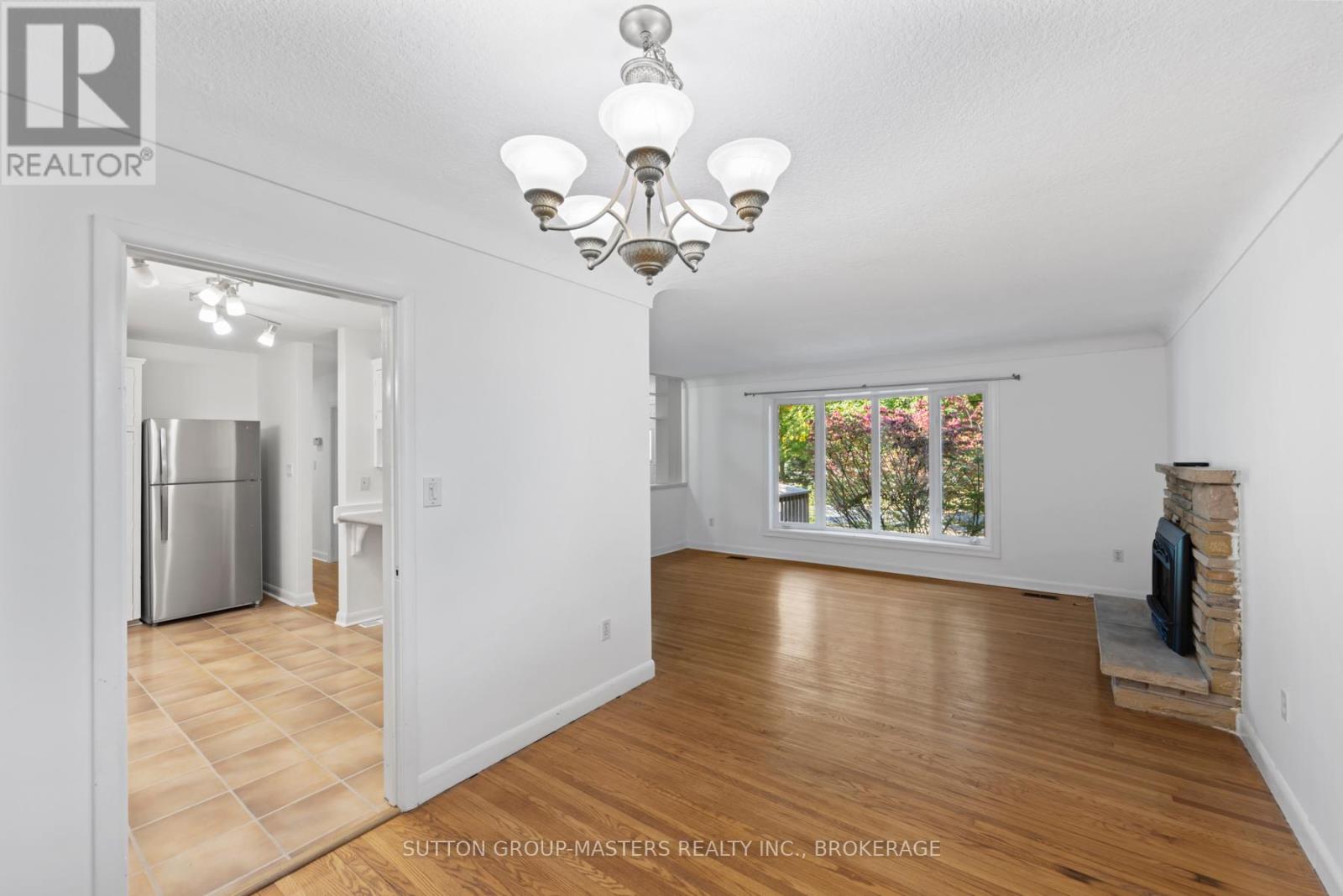 38 Watts Crescent, Kingston, Ontario  K7M 2P3 - Photo 14 - X12460099