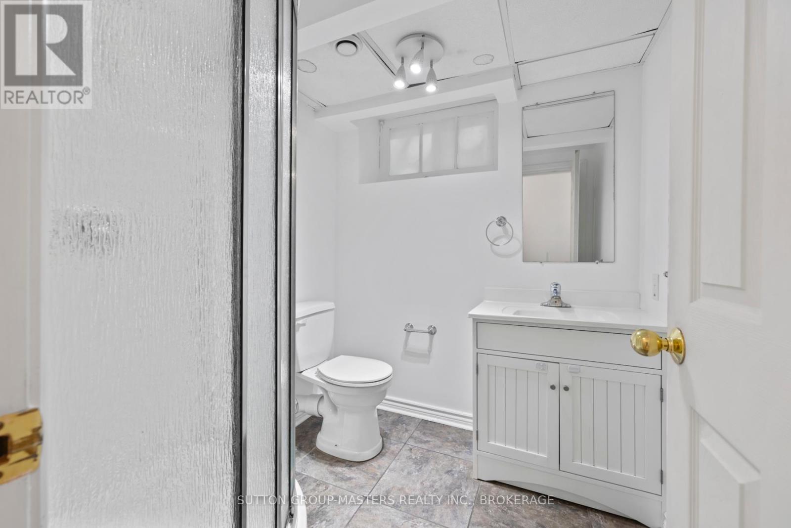 38 Watts Crescent, Kingston, Ontario  K7M 2P3 - Photo 32 - X12460099