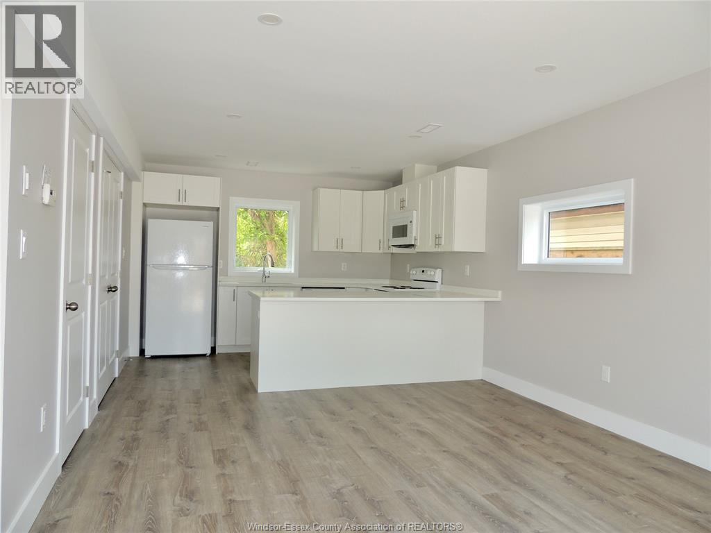 3933 Woodward Unit# Rear, Windsor, Ontario  N8W 2Z5 - Photo 5 - 25027357
