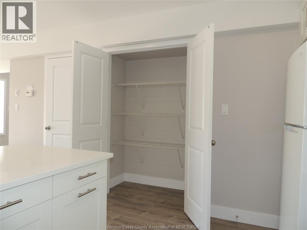 3933 Woodward Unit# Rear, Windsor, Ontario  N8W 2Z5 - Photo 9 - 25027357
