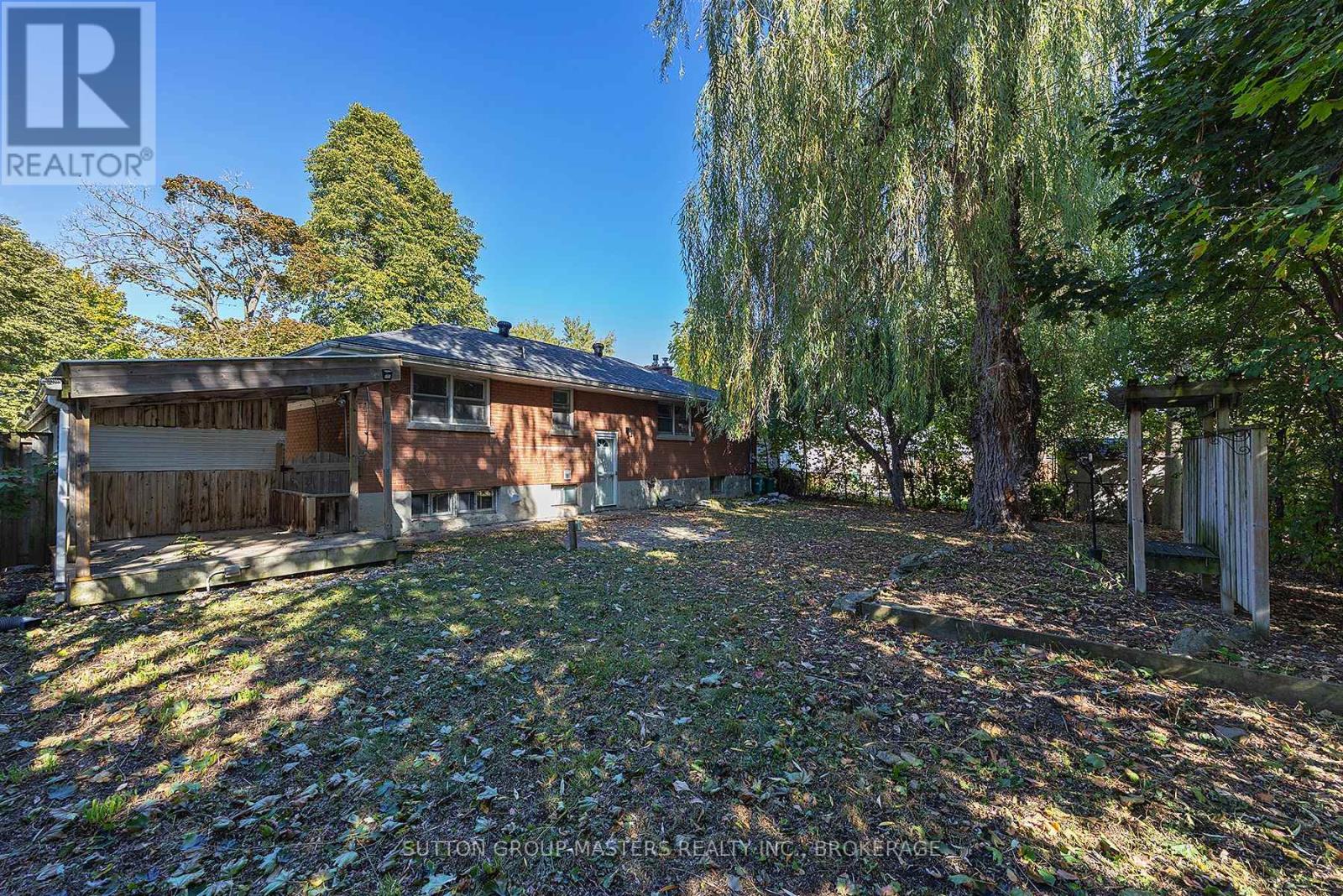 38 Watts Crescent, Kingston, Ontario  K7M 2P3 - Photo 6 - X12460099