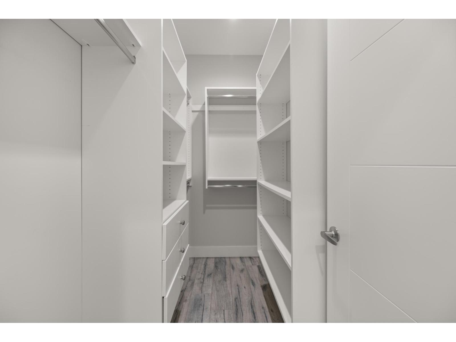 8379 Mctaggart Street, Mission, British Columbia  V2V 0G3 - Photo 33 - R3062572