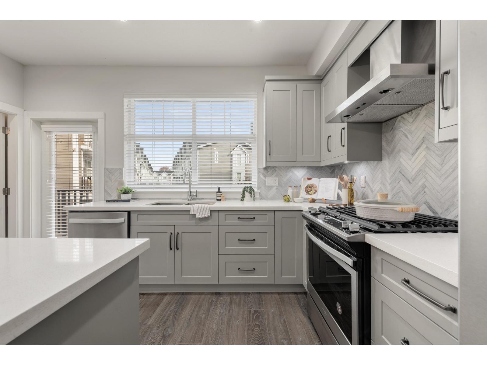 63 14541 Winter Crescent, Surrey, British Columbia  V4P 0G5 - Photo 10 - R3062590