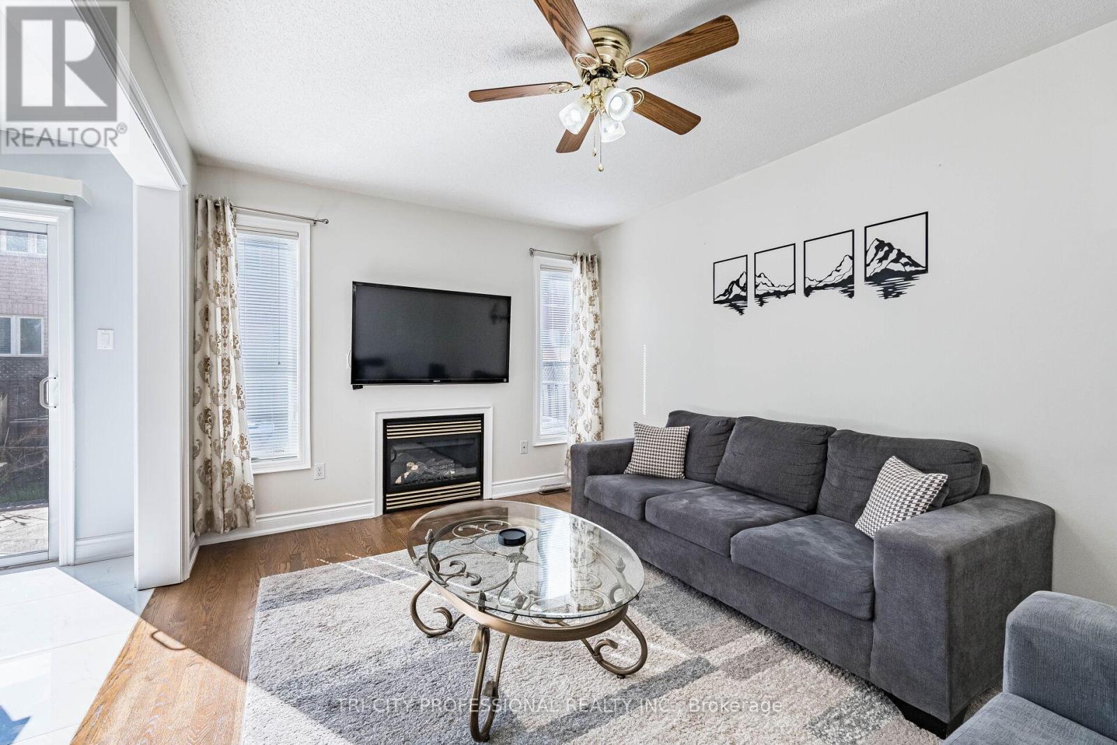 101 Williamson Drive, Brampton, Ontario  L7A 3T8 - Photo 20 - W12486122