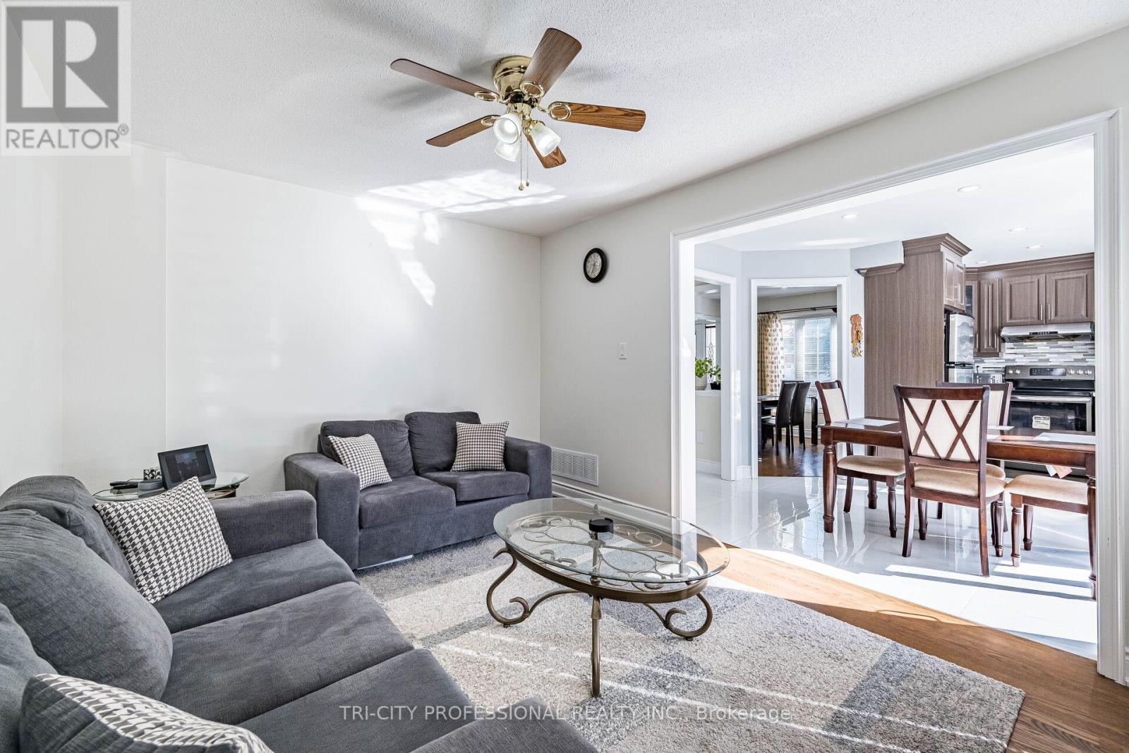 101 Williamson Drive, Brampton, Ontario  L7A 3T8 - Photo 22 - W12486122