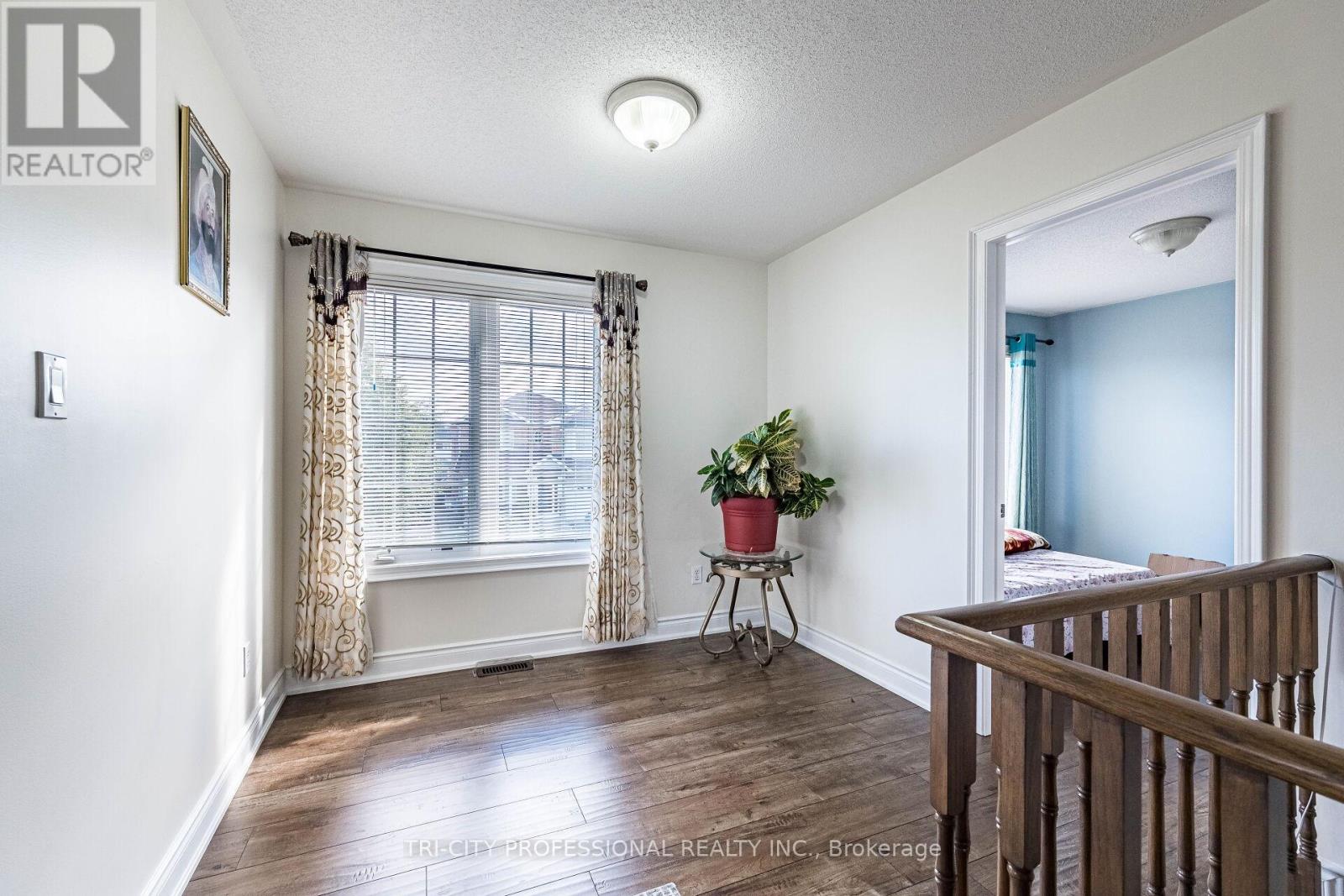 101 Williamson Drive, Brampton, Ontario  L7A 3T8 - Photo 25 - W12486122