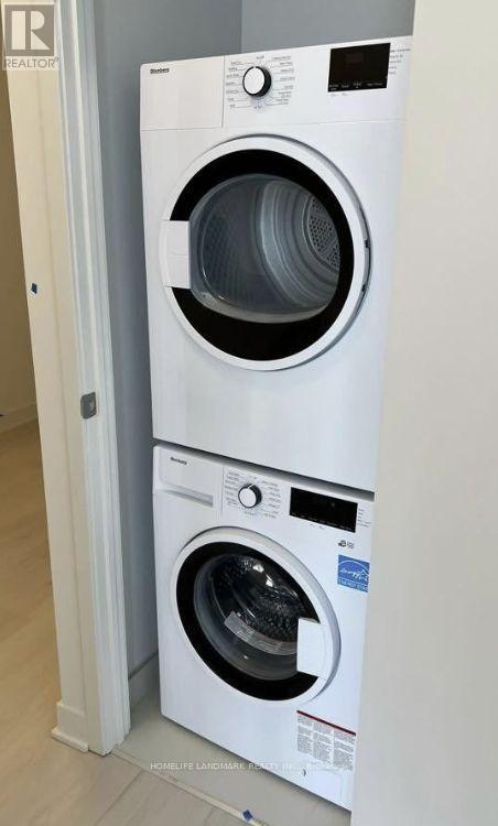 5401 - 3900 Confederation Parkway, Mississauga, Ontario  L5B 0M3 - Photo 13 - W12486124