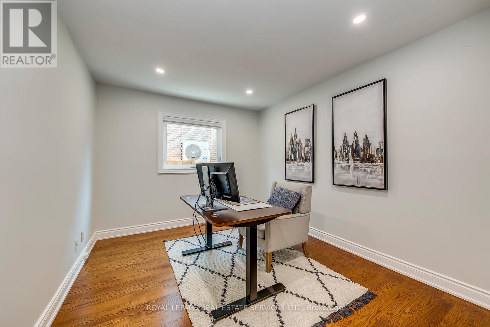 1366 Fieldcrest Lane, Oakville, Ontario  L6M 2W8 - Photo 21 - W12486129