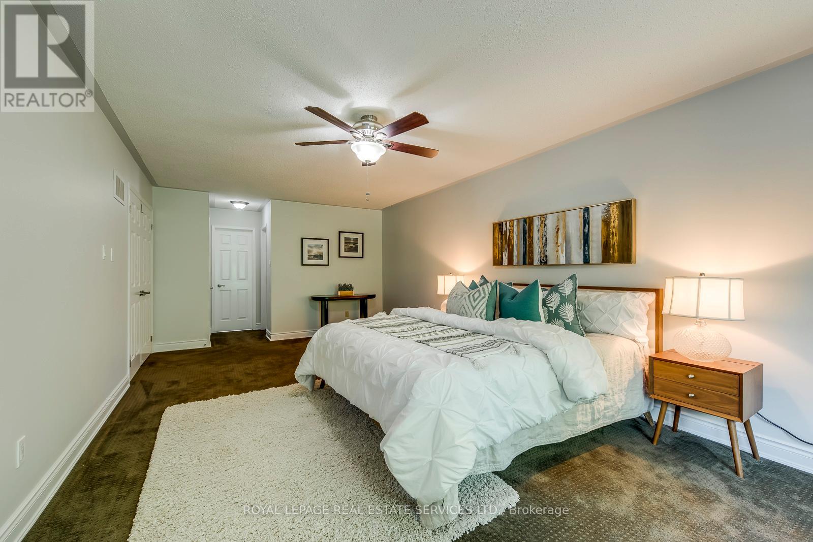 1366 Fieldcrest Lane, Oakville, Ontario  L6M 2W8 - Photo 25 - W12486129