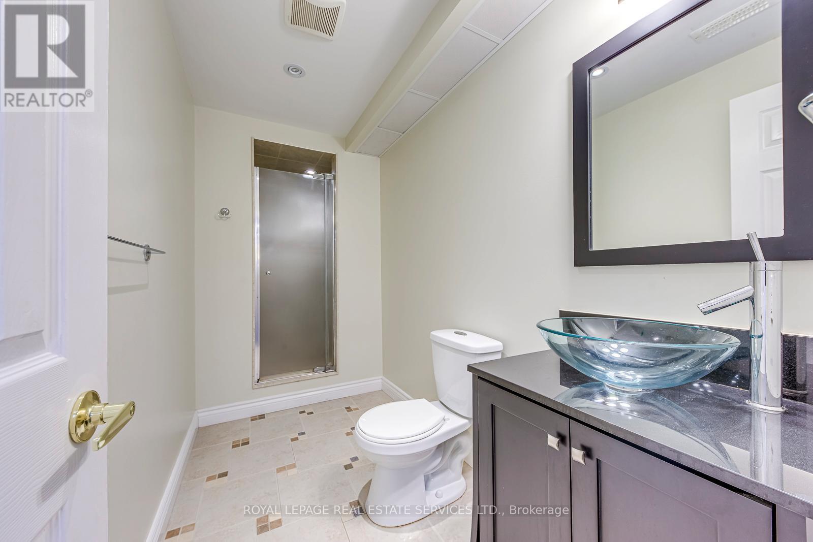 1366 Fieldcrest Lane, Oakville, Ontario  L6M 2W8 - Photo 36 - W12486129