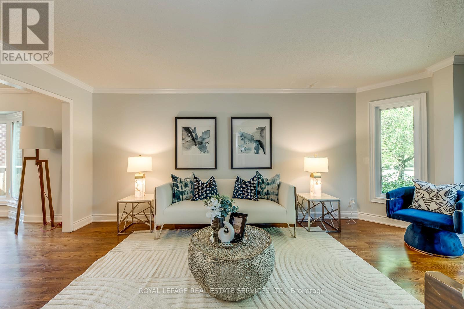 1366 Fieldcrest Lane, Oakville, Ontario  L6M 2W8 - Photo 7 - W12486129