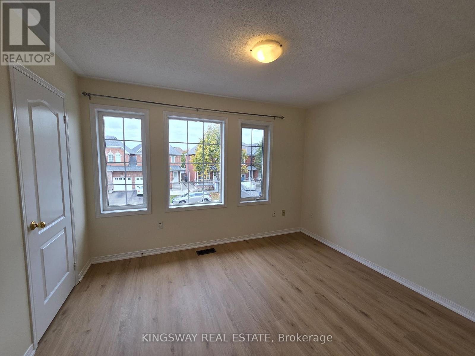 4859 Marble Arch Mews, Mississauga, Ontario  L5M 7R1 - Photo 30 - W12486131