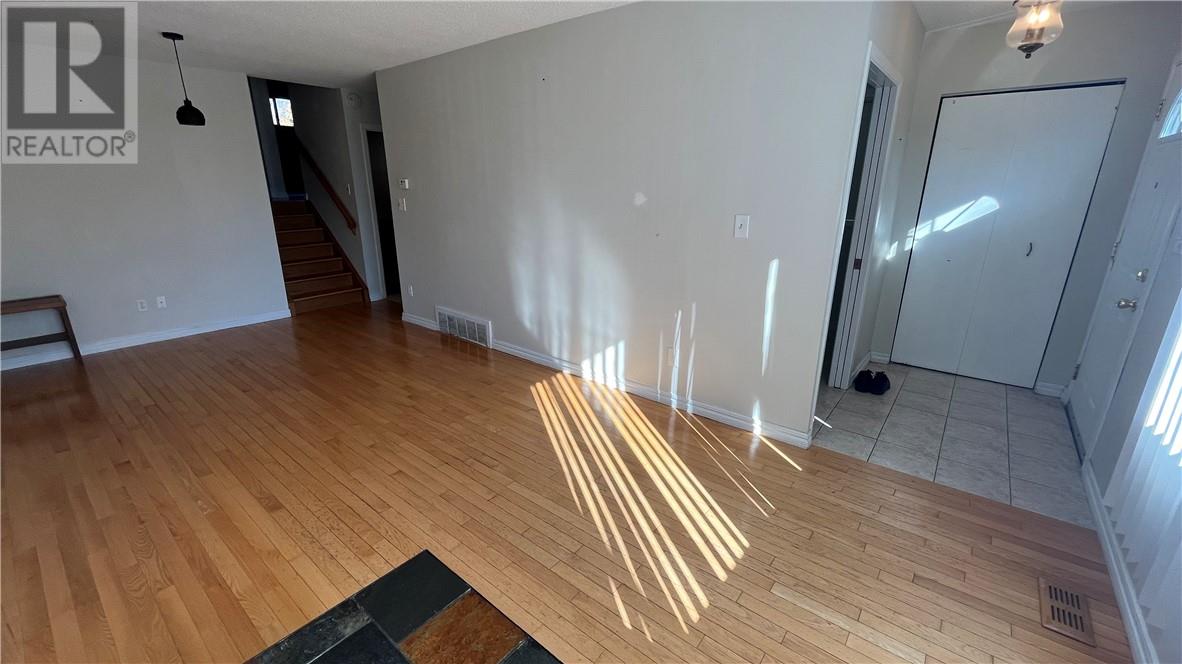 581 Summerhill, Sudbury, Ontario P3A 4T3 - Photo 5 - 2125033