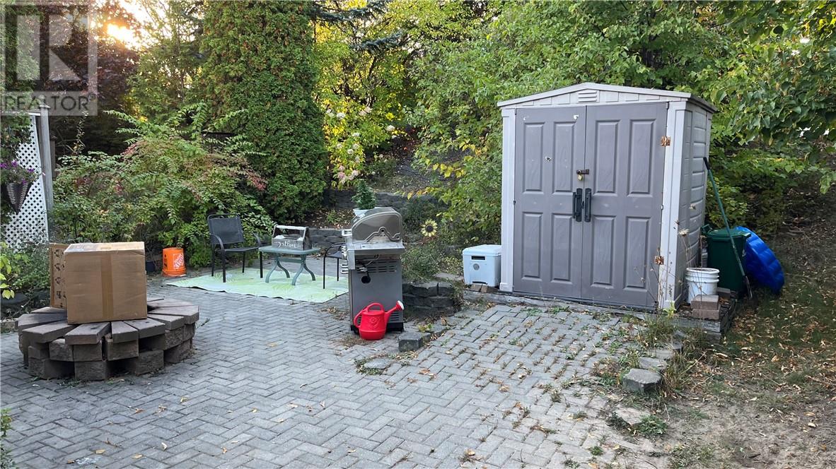 581 Summerhill, Sudbury, Ontario P3A 4T3 - Photo 3 - 2125033