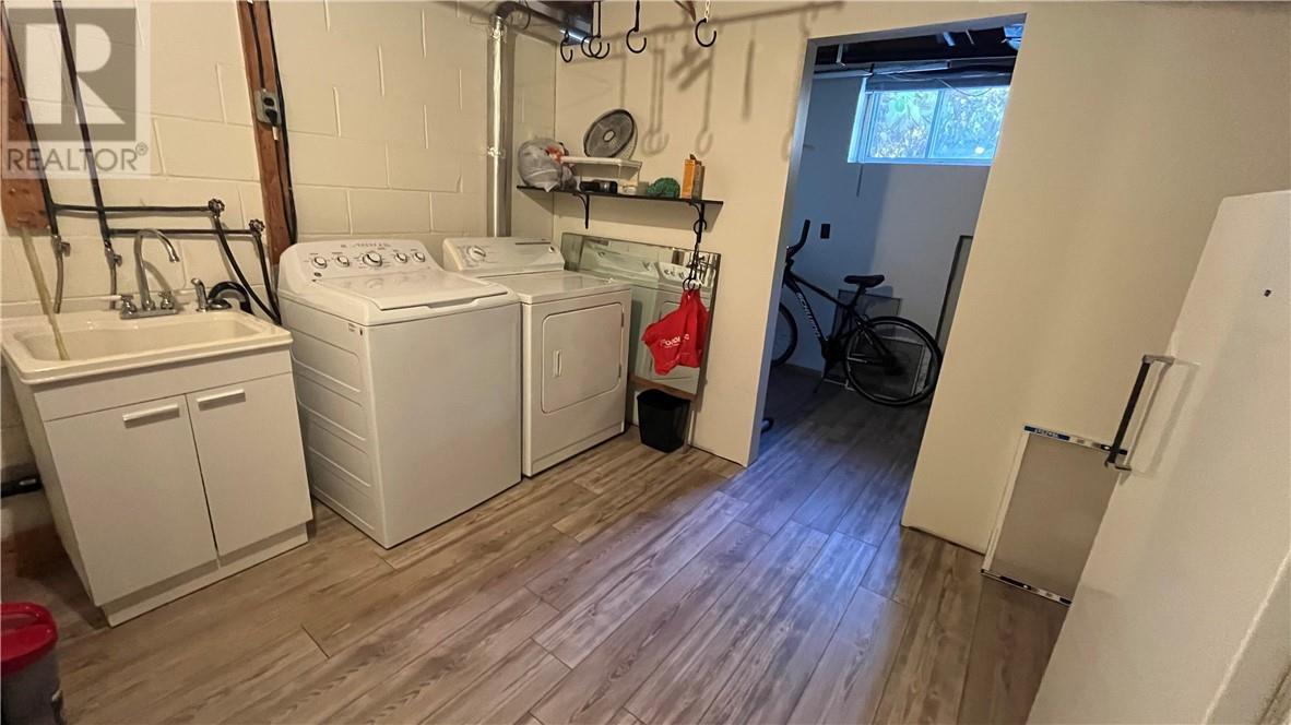 581 Summerhill, Sudbury, Ontario P3A 4T3 - Photo 17 - 2125033