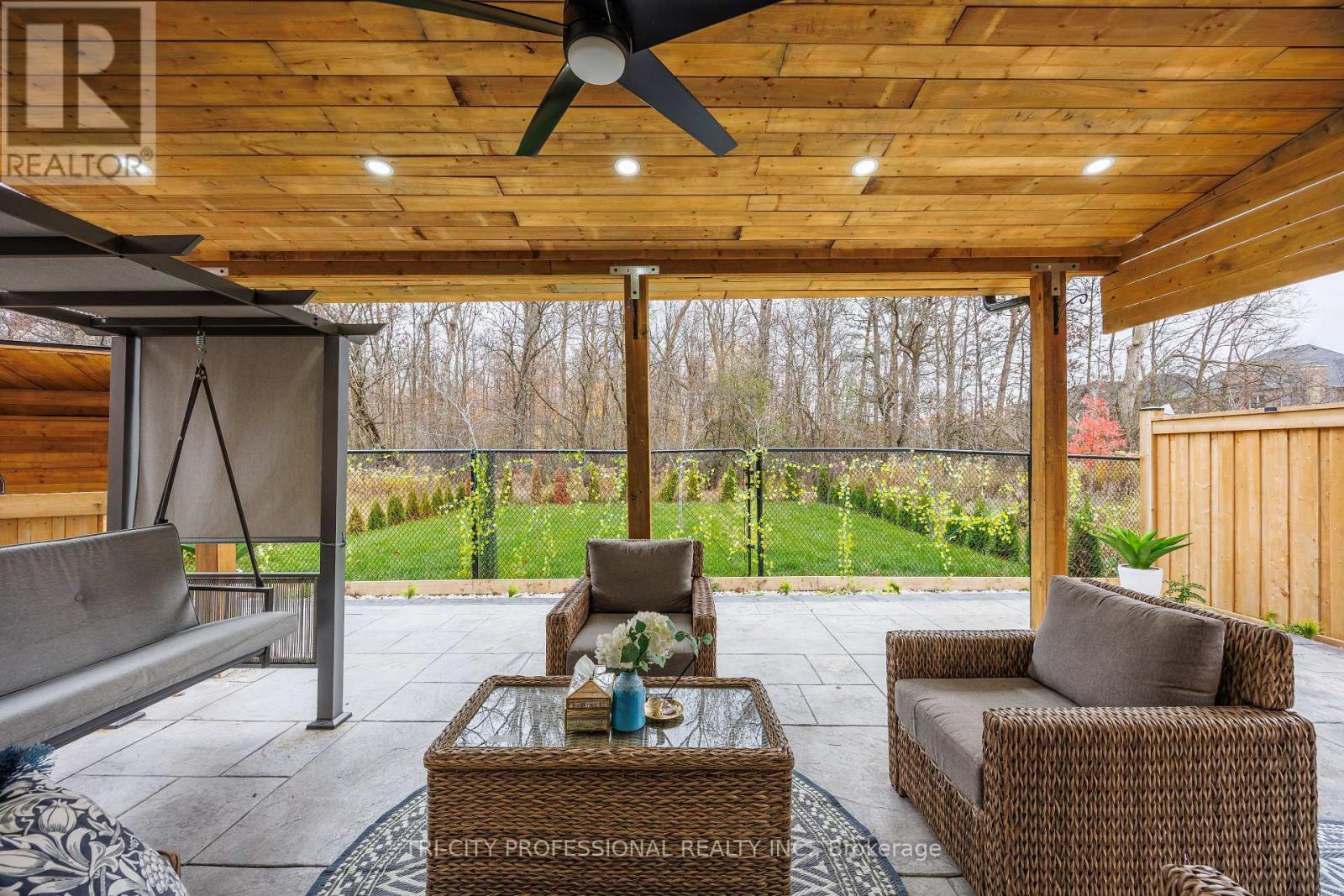 67 Eberly Woods Drive, Caledon, Ontario  L7C 4J3 - Photo 18 - W12486161