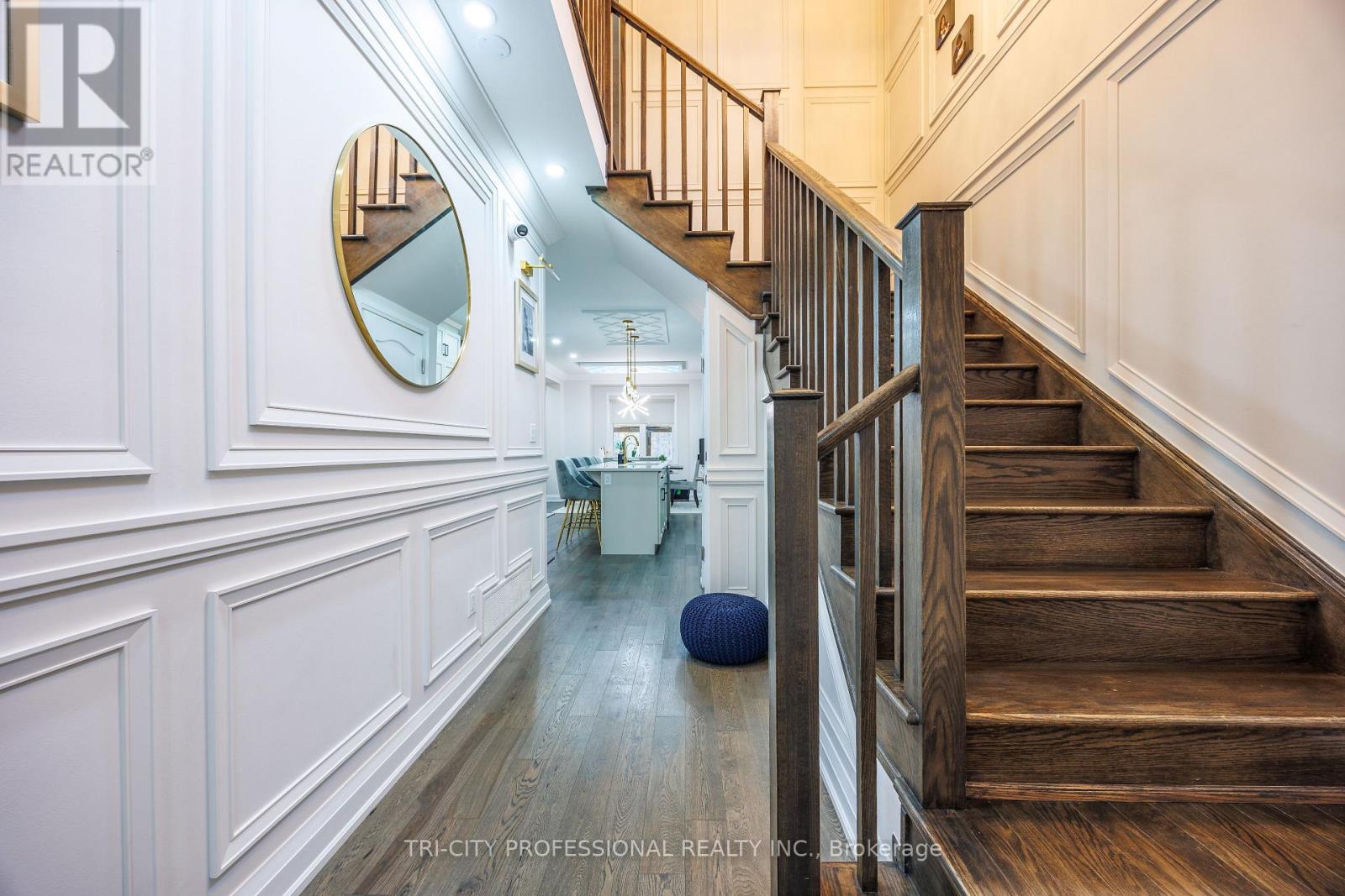 67 Eberly Woods Drive, Caledon, Ontario  L7C 4J3 - Photo 3 - W12486161