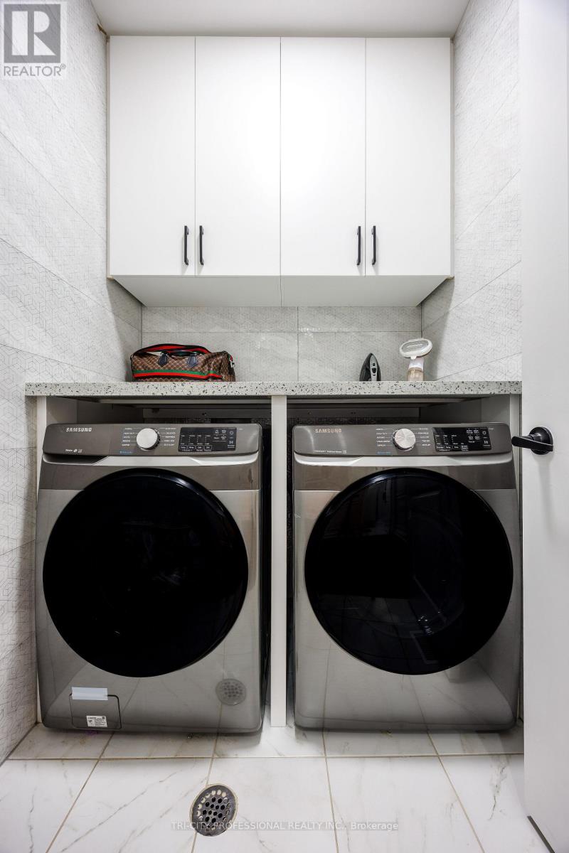 67 Eberly Woods Drive, Caledon, Ontario  L7C 4J3 - Photo 34 - W12486161