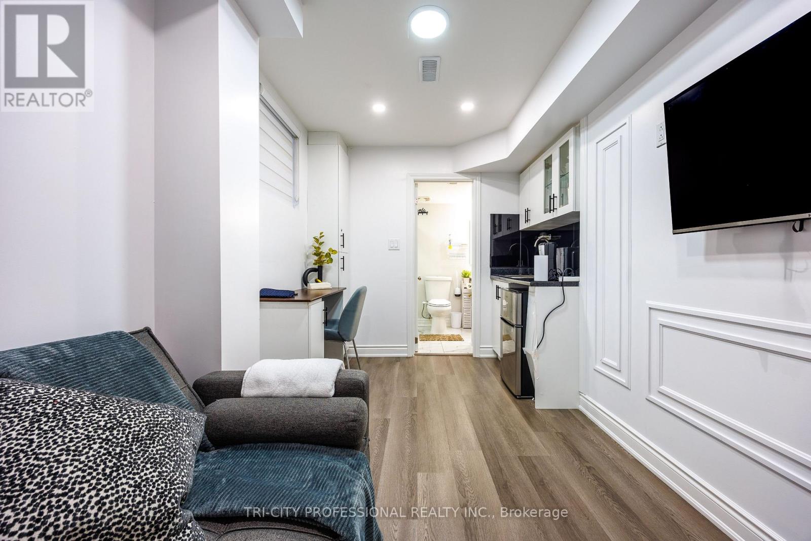 67 Eberly Woods Drive, Caledon, Ontario  L7C 4J3 - Photo 39 - W12486161