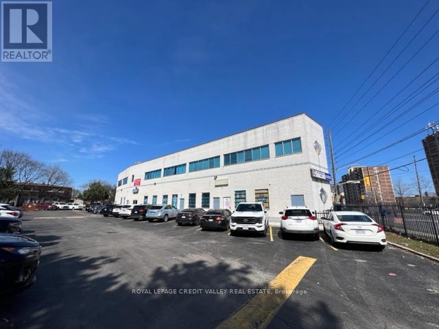 109 - 1625 Albion Road, Toronto, Ontario  M9V 5H8 - Photo 4 - W12486165