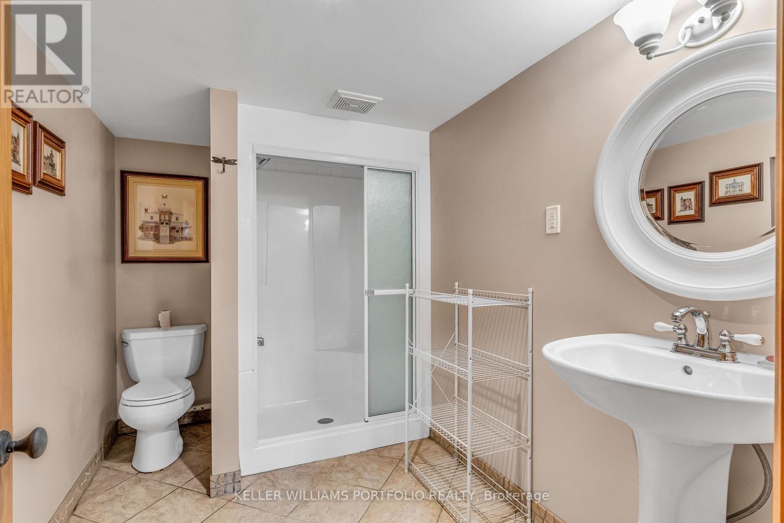 42 Forty First St Street, Toronto, Ontario  M8W 3N6 - Photo 27 - W12486177