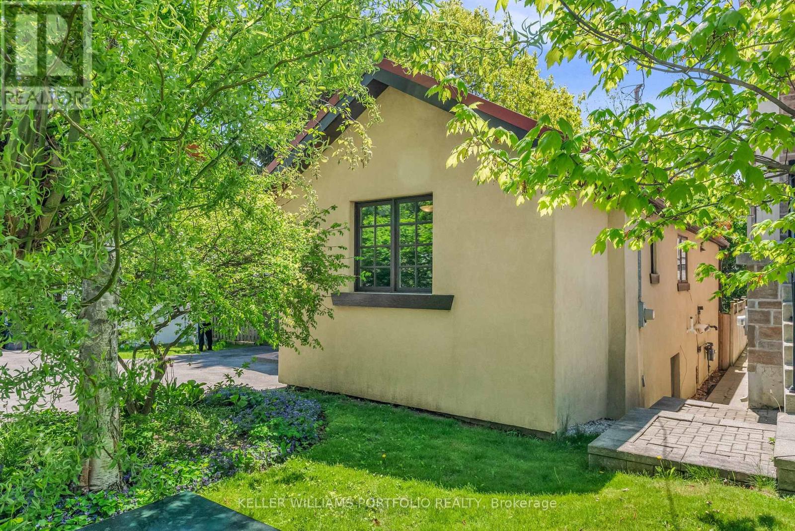 42 Forty First St Street, Toronto, Ontario  M8W 3N6 - Photo 44 - W12486177