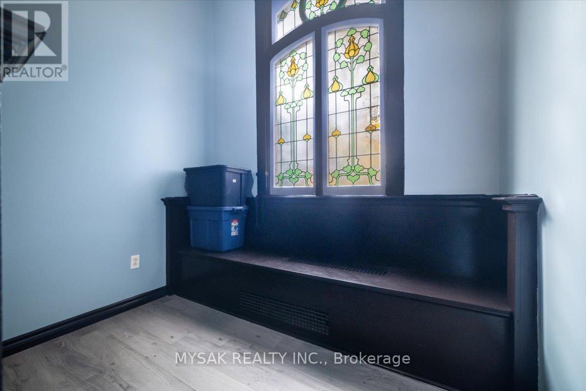 137 Annette Street, Toronto, Ontario  M6P 1N9 - Photo 28 - W12486184