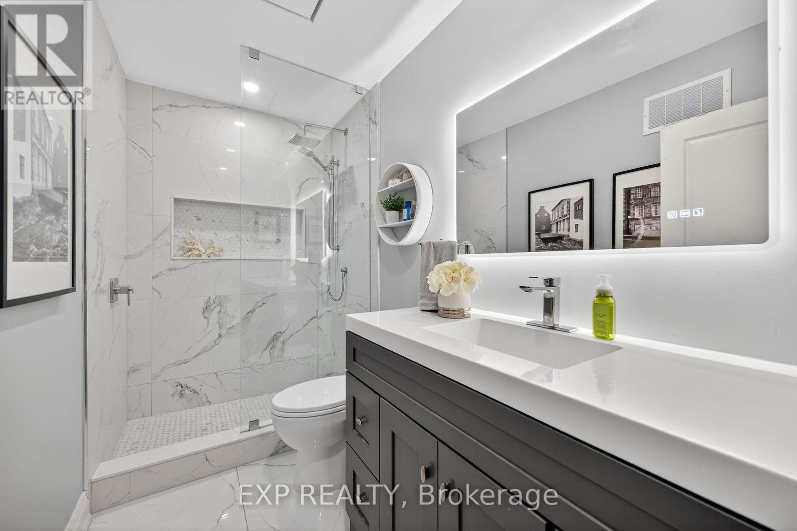 940 Hazel Street S, Burlington, Ontario  L7R 3X3 - Photo 25 - W12486185