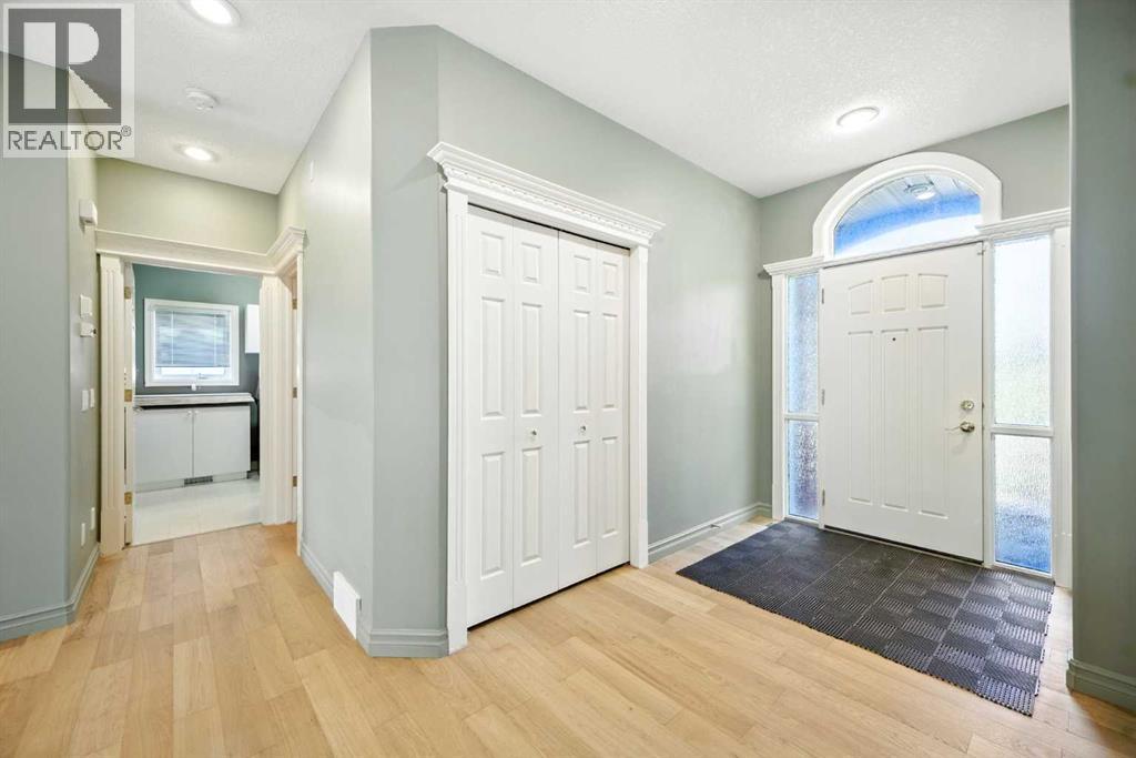 10449 Hamptons Boulevard Nw, Calgary, Alberta  T3A 6A3 - Photo 5 - A2254902