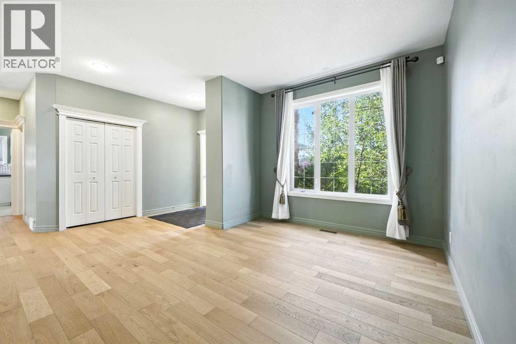 10449 Hamptons Boulevard Nw, Calgary, Alberta  T3A 6A3 - Photo 4 - A2254902