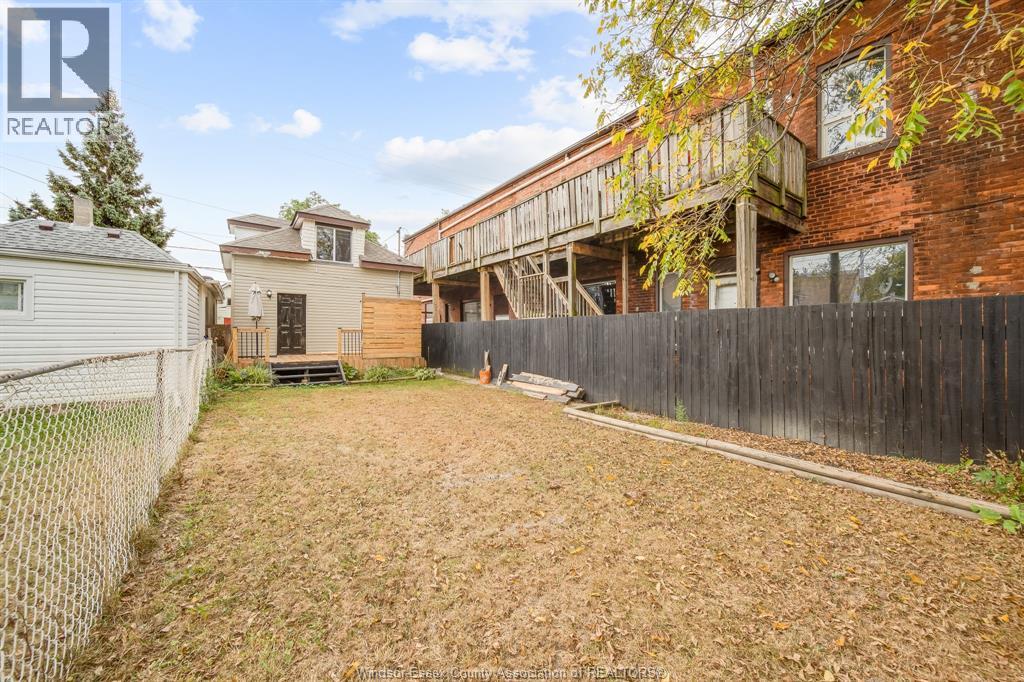 1018 Cataraqui Street, Windsor, Ontario  N9A 3P8 - Photo 24 - 25027383