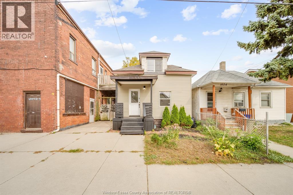 1018 Cataraqui Street, Windsor, Ontario  N9A 3P8 - Photo 2 - 25027383