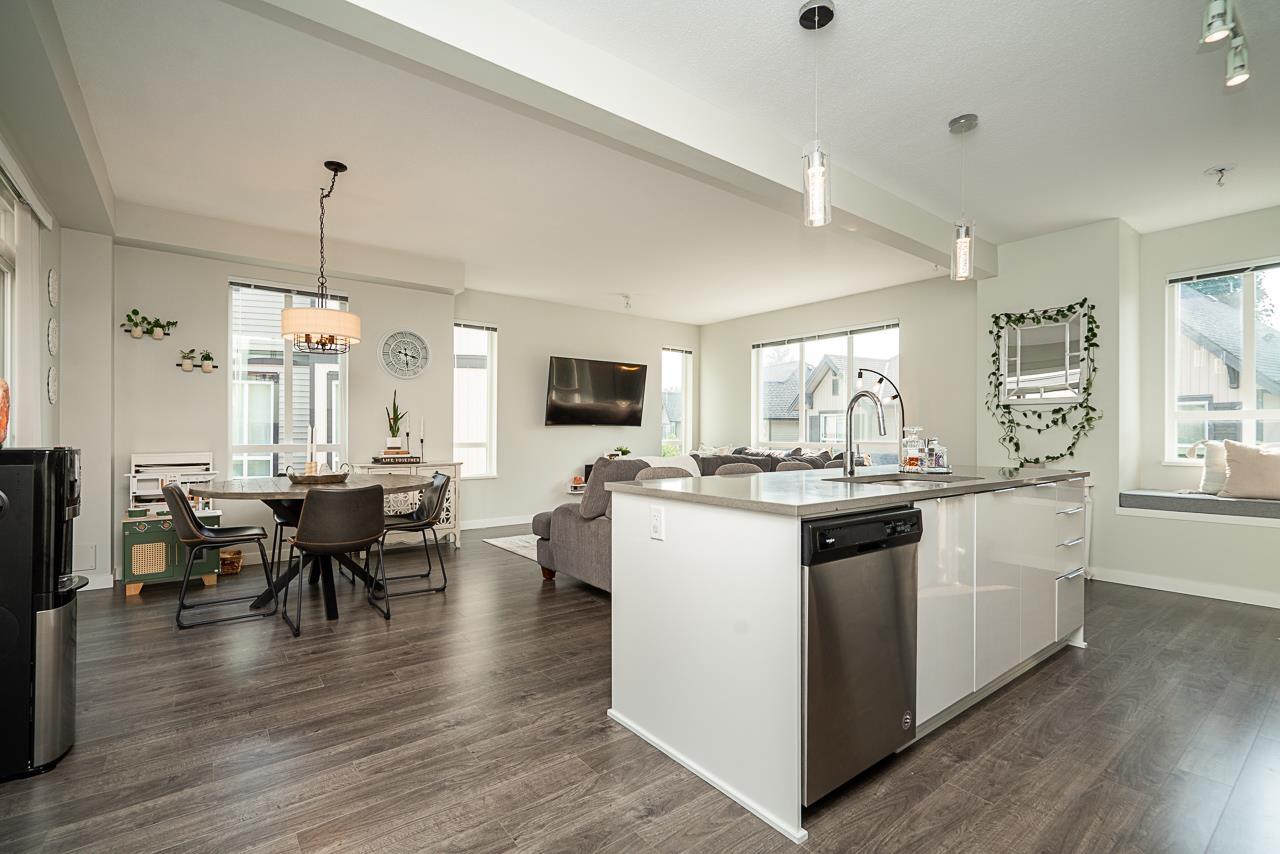 146 30930 Westridge Place, Abbotsford, British Columbia  V2T 0H6 - Photo 3 - R3047533