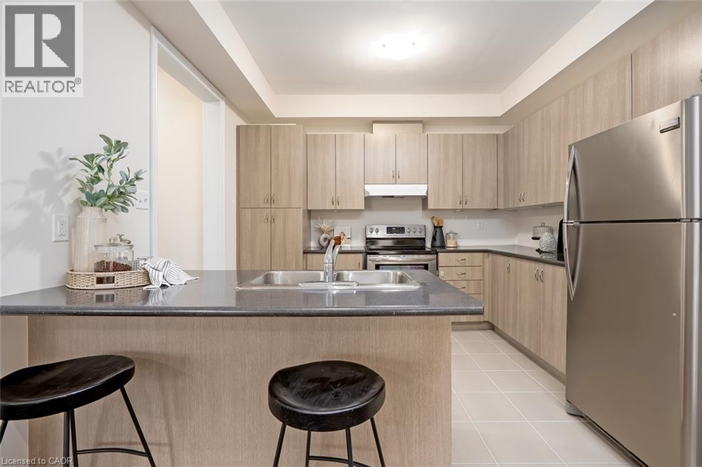 8 Hiscott Drive, Waterdown, Ontario  L8B 0A2 - Photo 12 - 40778372