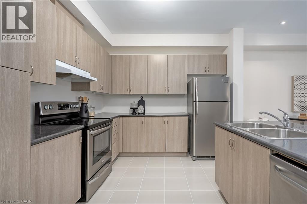 8 Hiscott Drive, Waterdown, Ontario  L8B 0A2 - Photo 14 - 40778372