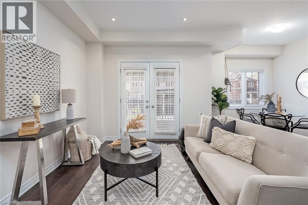 8 Hiscott Drive, Waterdown, Ontario  L8B 0A2 - Photo 4 - 40778372