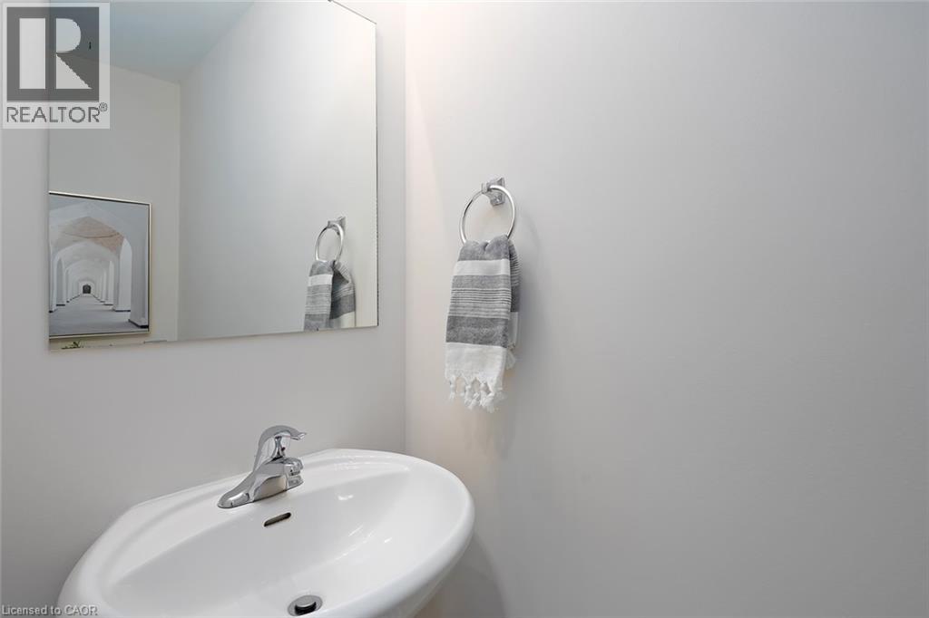 8 Hiscott Drive, Waterdown, Ontario  L8B 0A2 - Photo 22 - 40778372