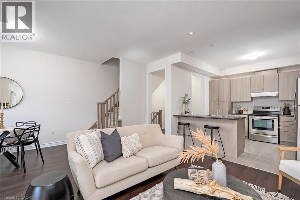 8 Hiscott Drive, Waterdown, Ontario  L8B 0A2 - Photo 2 - 40778372