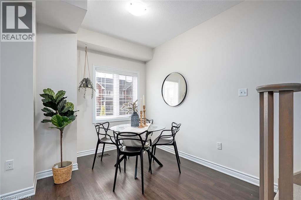 8 Hiscott Drive, Waterdown, Ontario  L8B 0A2 - Photo 17 - 40778372