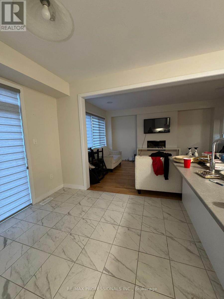 16 Stern Drive, Welland, Ontario  L3B 0M3 - Photo 15 - X12486152