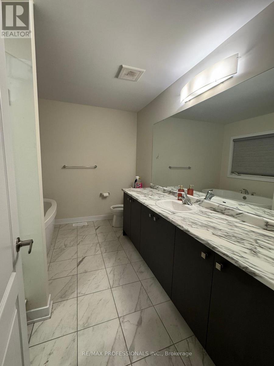 16 Stern Drive, Welland, Ontario  L3B 0M3 - Photo 23 - X12486152