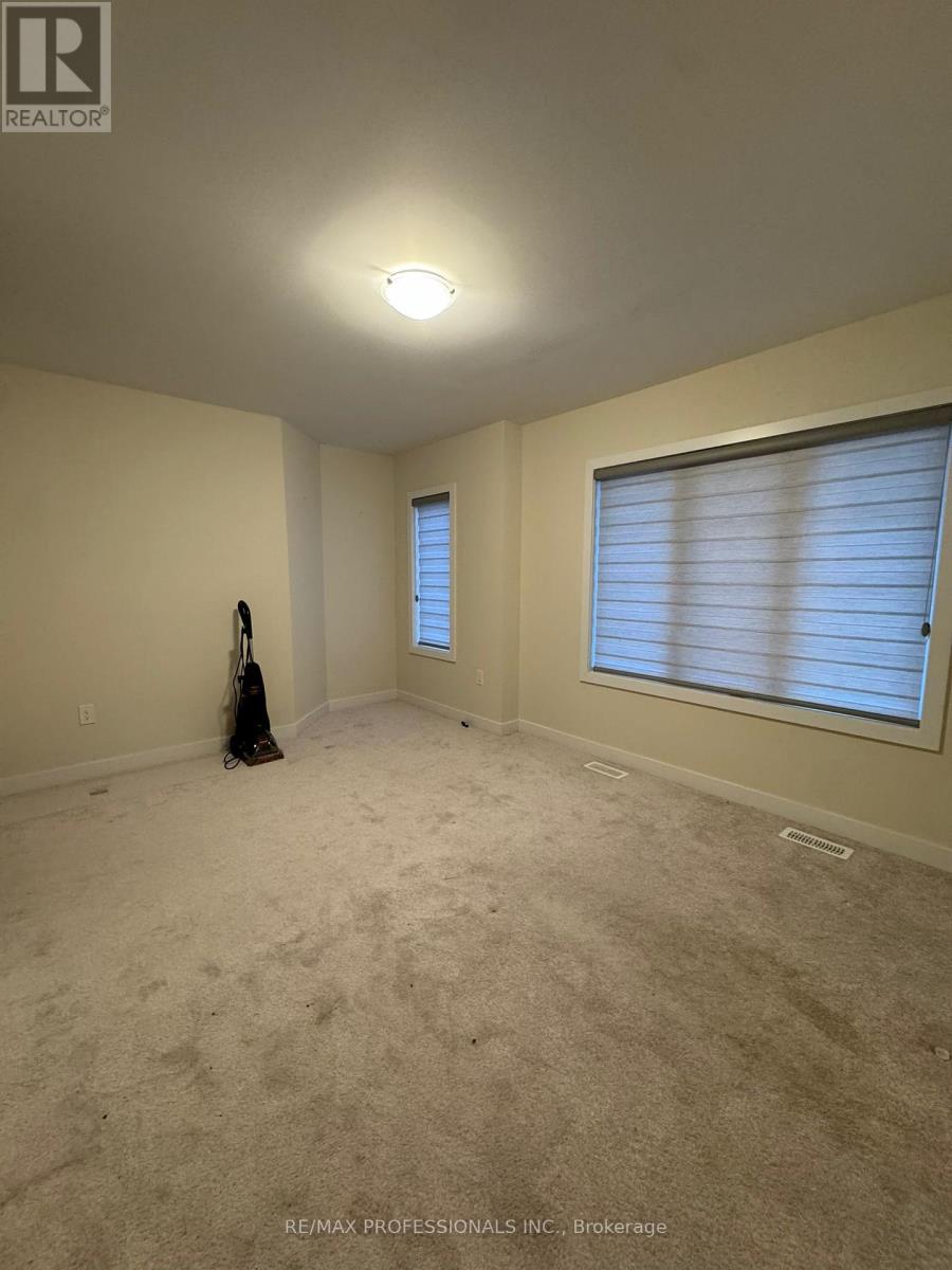 16 Stern Drive, Welland, Ontario  L3B 0M3 - Photo 33 - X12486152