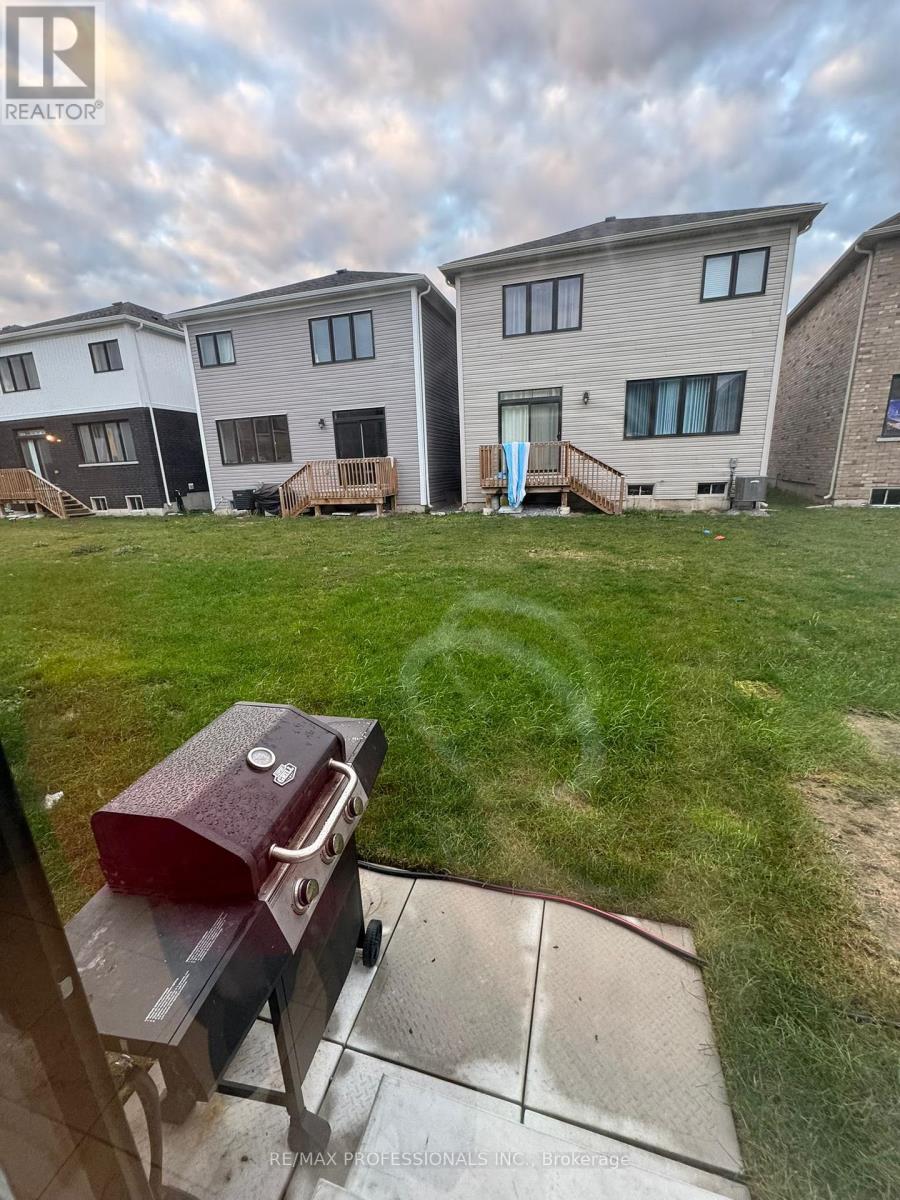 16 Stern Drive, Welland, Ontario  L3B 0M3 - Photo 36 - X12486152